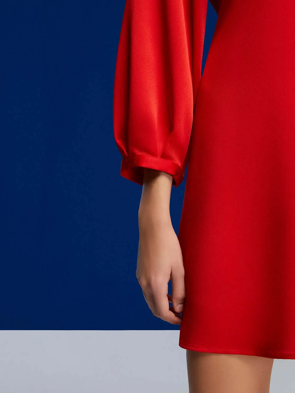 Elegant Waist-Defined Mini Dress