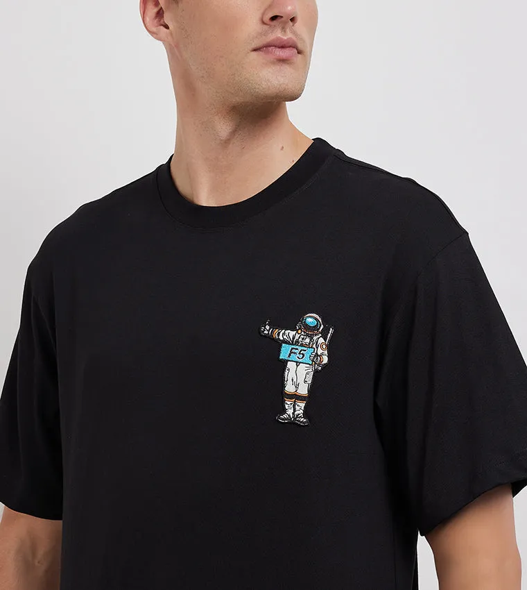 F5 OVERSIZED SULTAN BADGE T-SHIRT