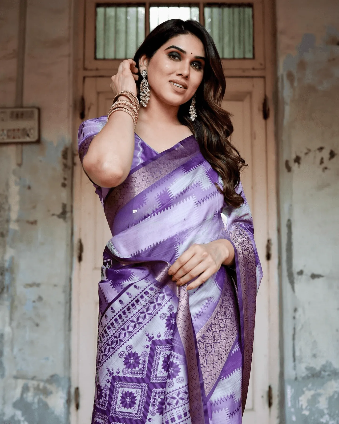 Fantastic Light Purple Colored Jacquard Silk Saree