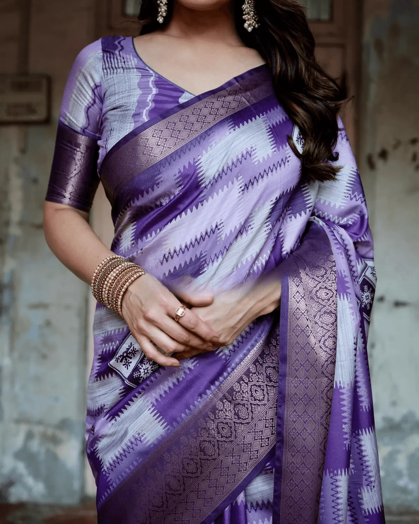 Fantastic Light Purple Colored Jacquard Silk Saree