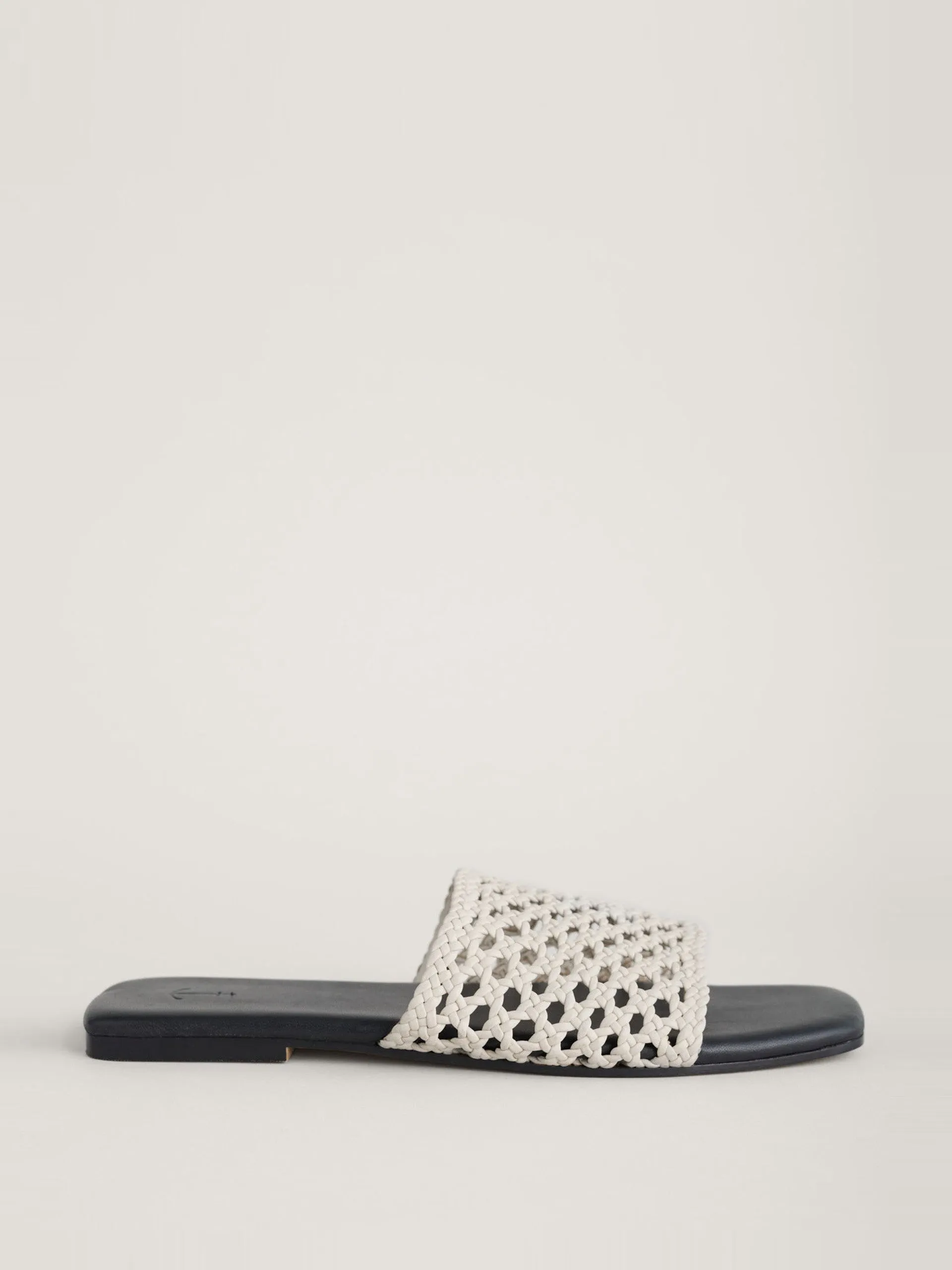Lost Cove flat leather mules
