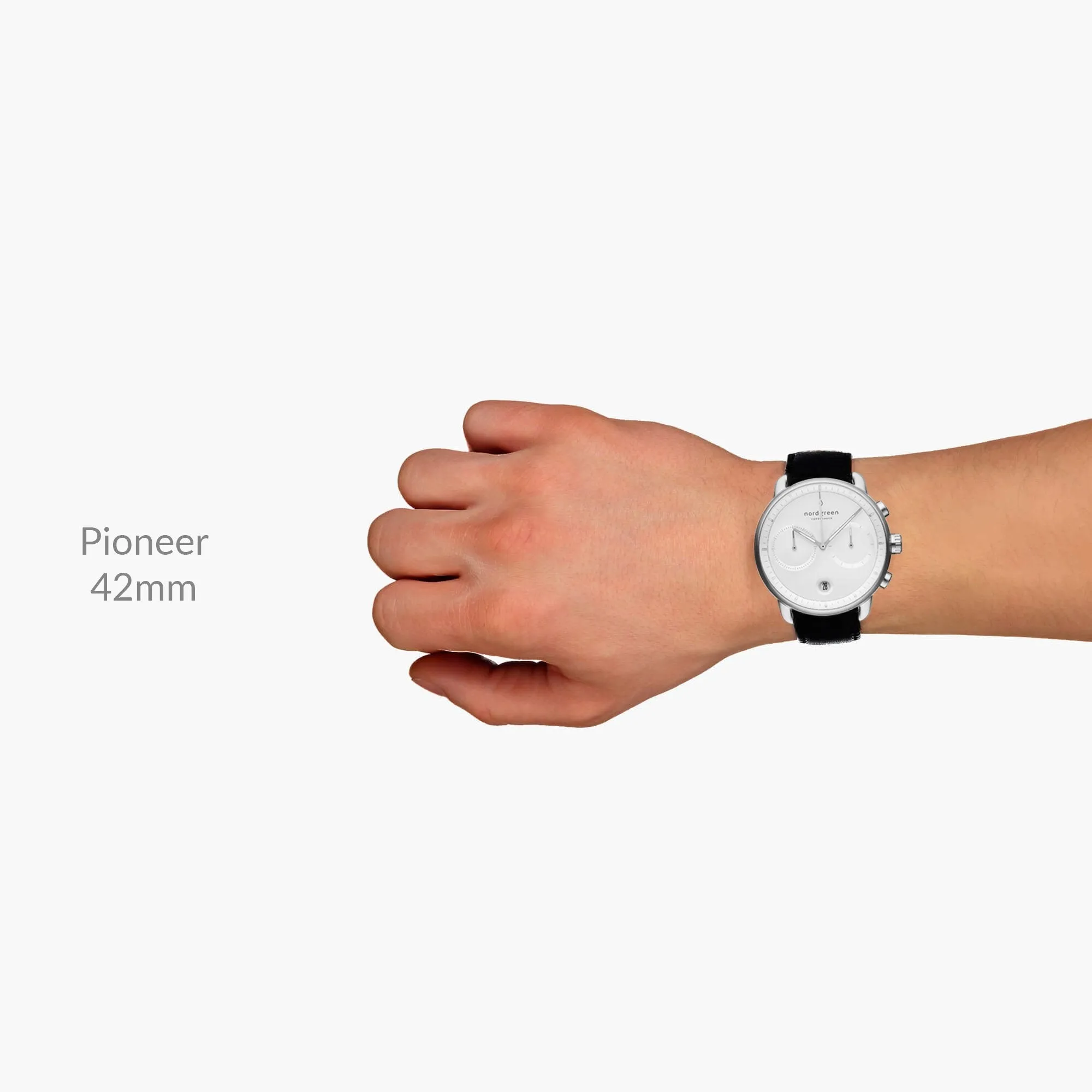 Pioneer | Navy Dial - Navy Leather - Refurbished