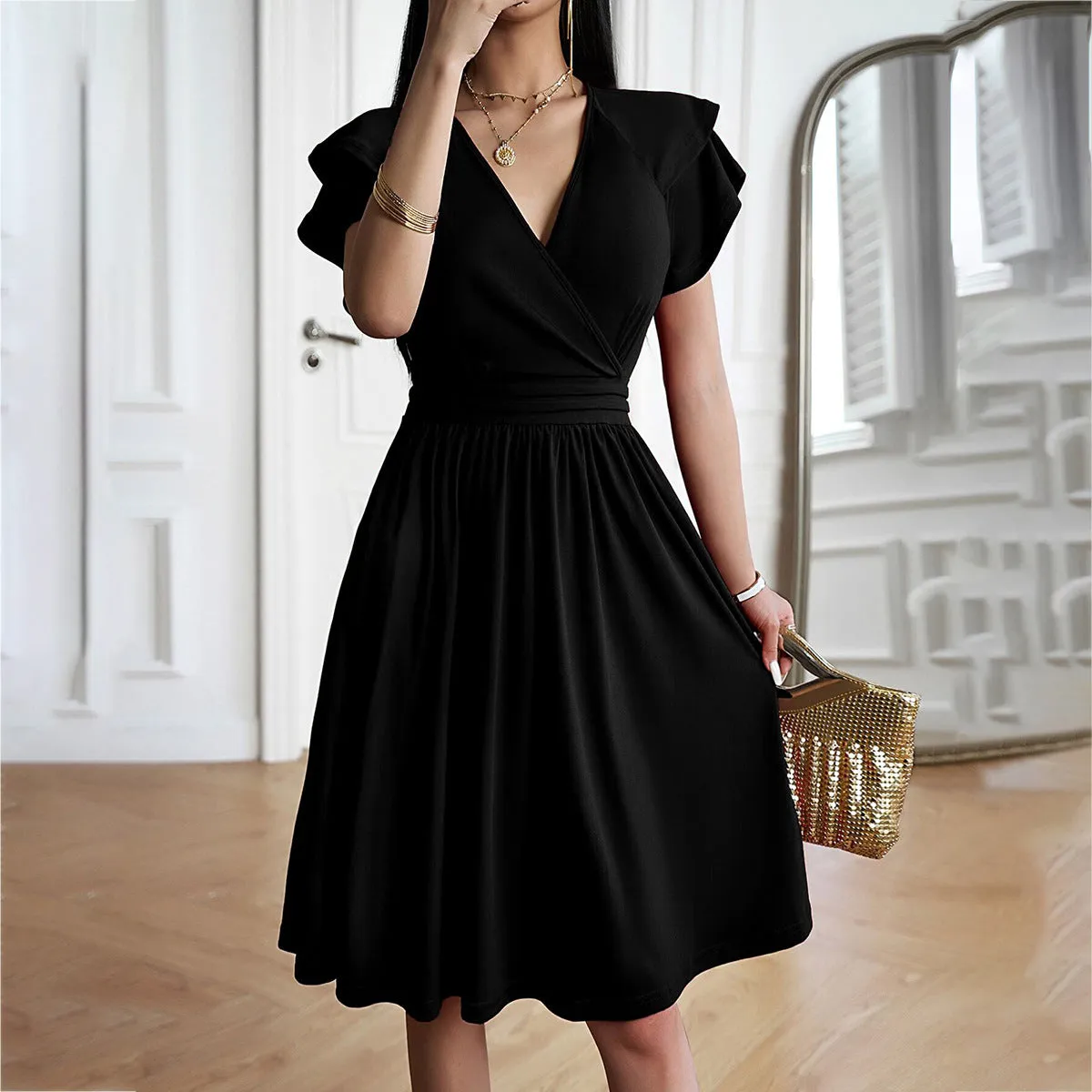 Pleated Elegant V-neck Midi Dress
