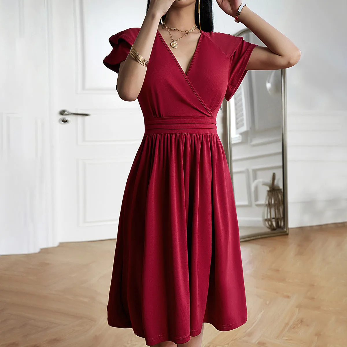 Pleated Elegant V-neck Midi Dress